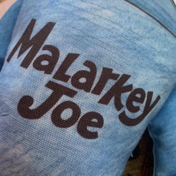 1 Left! NWT Joe Biden Parody Funny Dog Toy With Squeaker Gag Gift Yankee Swap - Picture 8 of 9